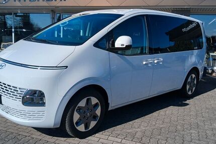 Hyundai STARIA 2.000 km 51.600 &euro; Steinfeld 76889