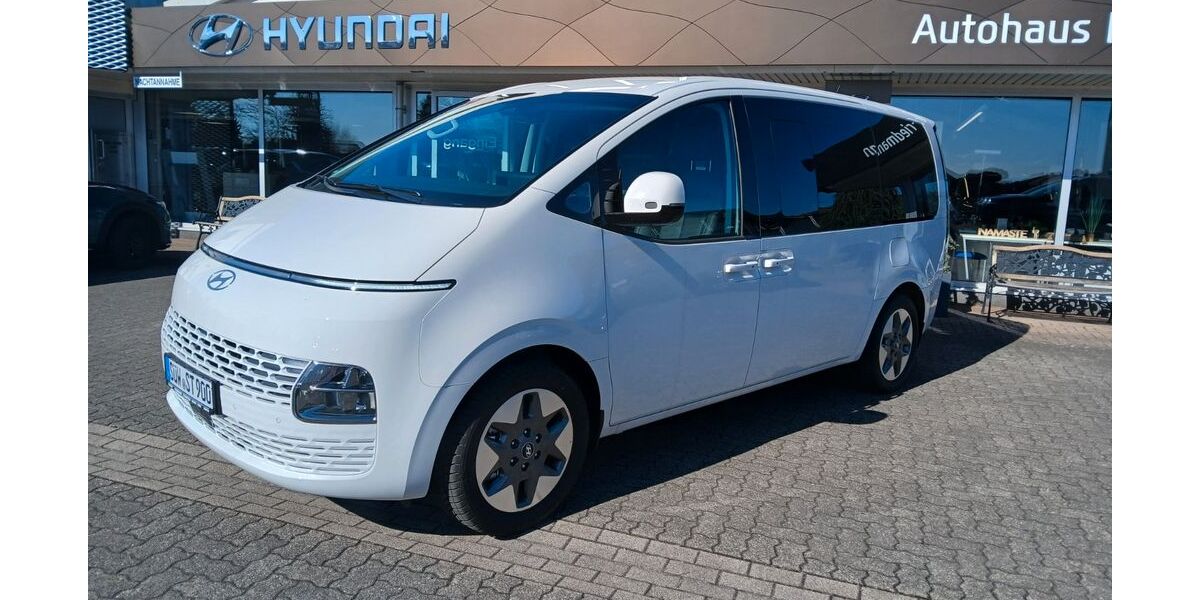 Hyundai STARIA 2.000 km 51.600 &euro; Steinfeld 76889