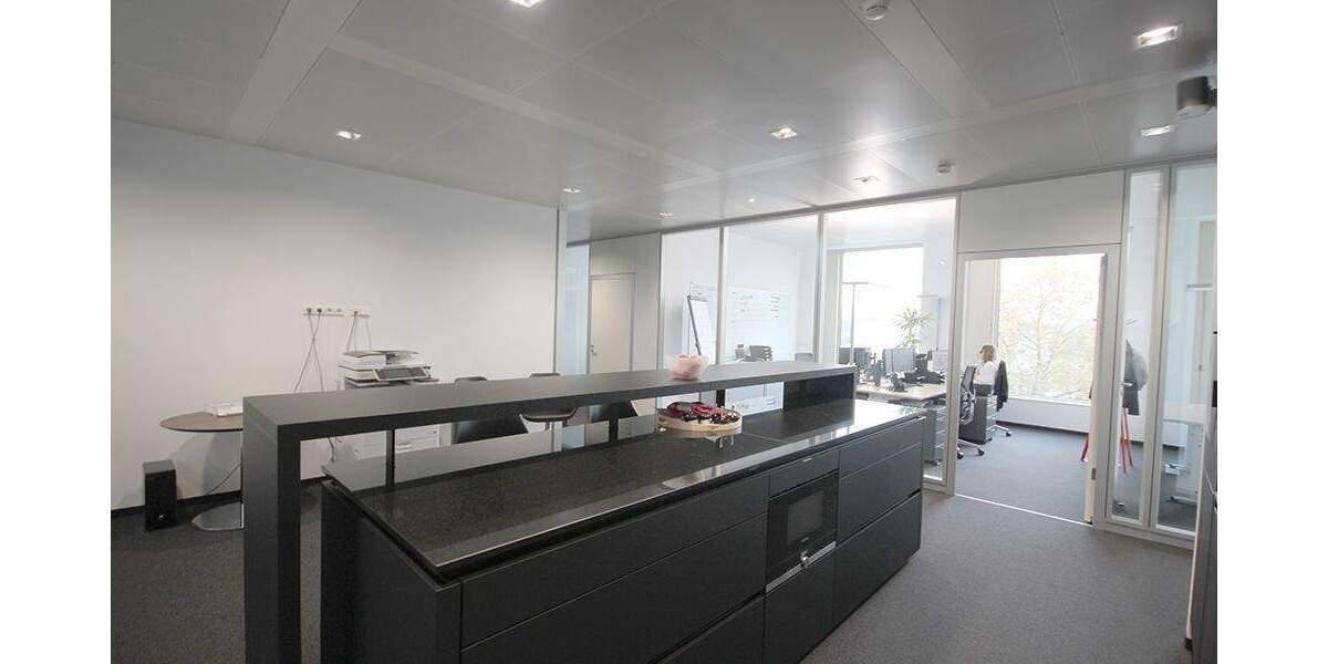 Gewerbeobjekt Karlsruhe Oststadt - 4 Zimmer, 120 m&sup2;, 790&euro; | Angebot:25801060