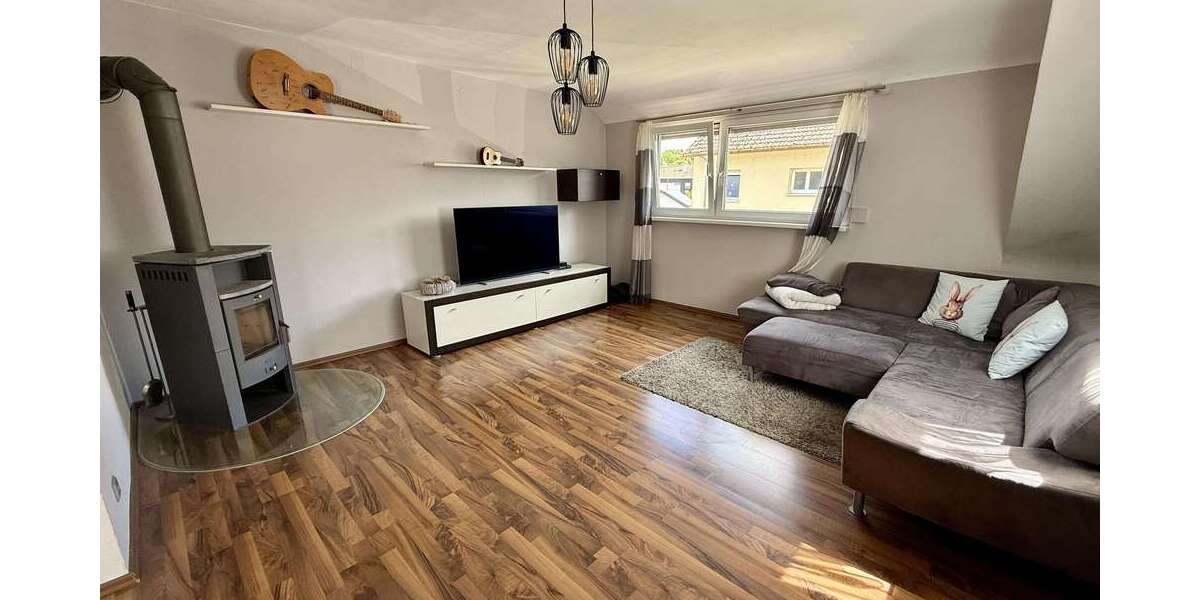 Einfamilienhaus Baden-Baden Baden - 7.5 Zimmer, 163 m&sup2;, 335.000&euro; | Angebot:26821862