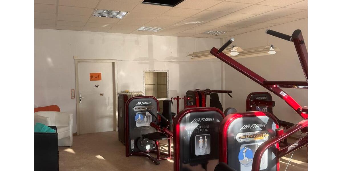 Gewerbeobjekt Linkenheim-Hochstetten Hochstetten - 1.220&euro; | Angebot:25634640