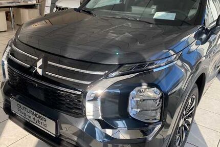 Mitsubishi Outlander 3.000 km 45.900 &euro; Straubenhardt-Ottenhausen 75334