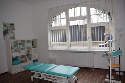 Wohnung Pforzheim - 5 Zimmer, 121 m&sup2;, 1.050&euro; | Angebot:24817754