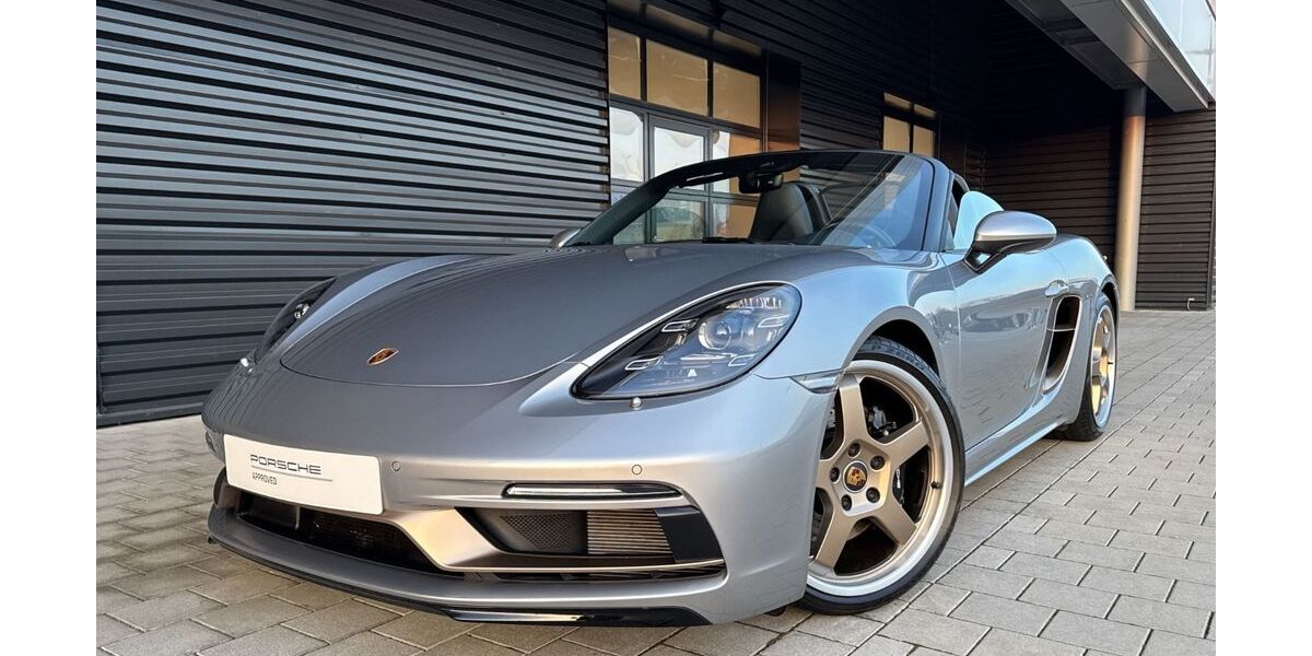 Porsche Boxster 5.890 km 101.689 &euro; Ettlingen 76275
