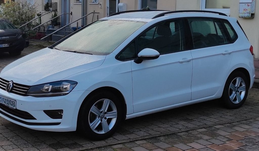 VW Golf Sportsvan 144.000 km 9.900 &euro; Landau 76829