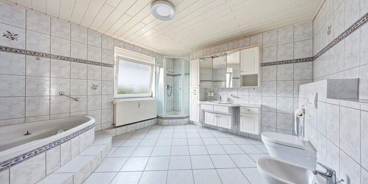 Etagenwohnung Eggenstein-Leopoldshafen / Eggenstein Eggenstein - 3 Zimmer, 122 m&sup2;, 435.000&euro; | Angebot:25746089