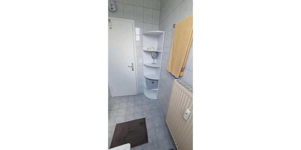 Dachgeschoßwohnung Oberderdingen - 2.5 Zimmer, 62 m&sup2;, 163.000&euro; | Angebot:26972592