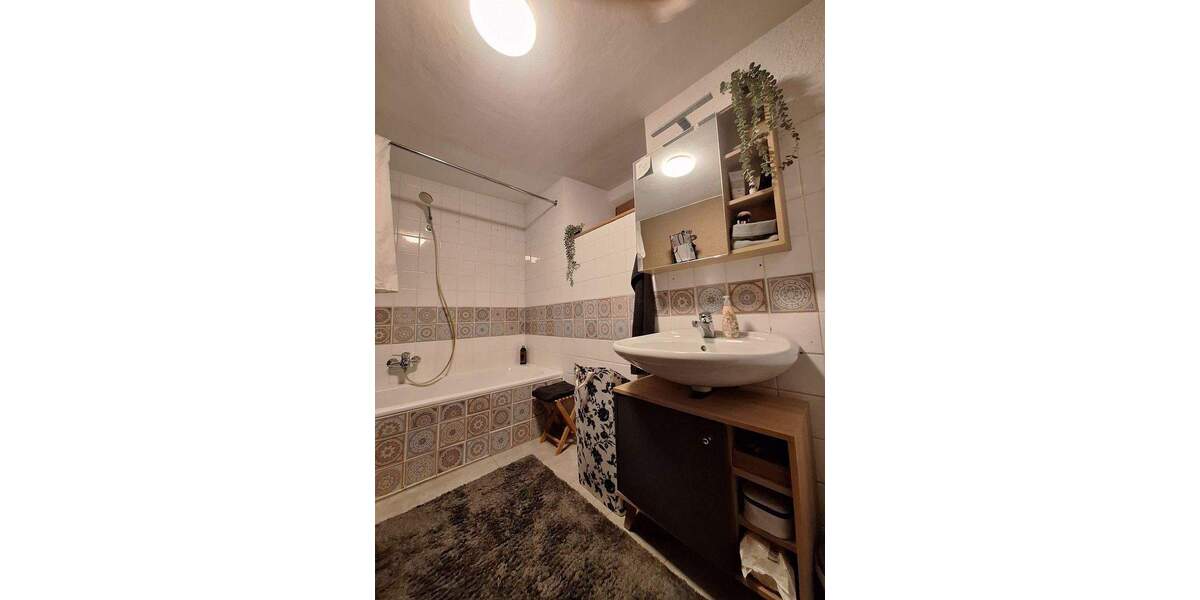 Einfamilienhaus Oberderdingen - 7 Zimmer, 188 m&sup2;, 419.000&euro; | Angebot:25657356