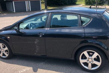 Seat Leon 174.000 km 3.700 € Ettlingen 76275