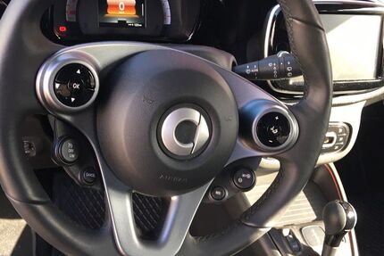 Smart ForTwo 5.700 km 16.800 &euro; Muggensturm 76461