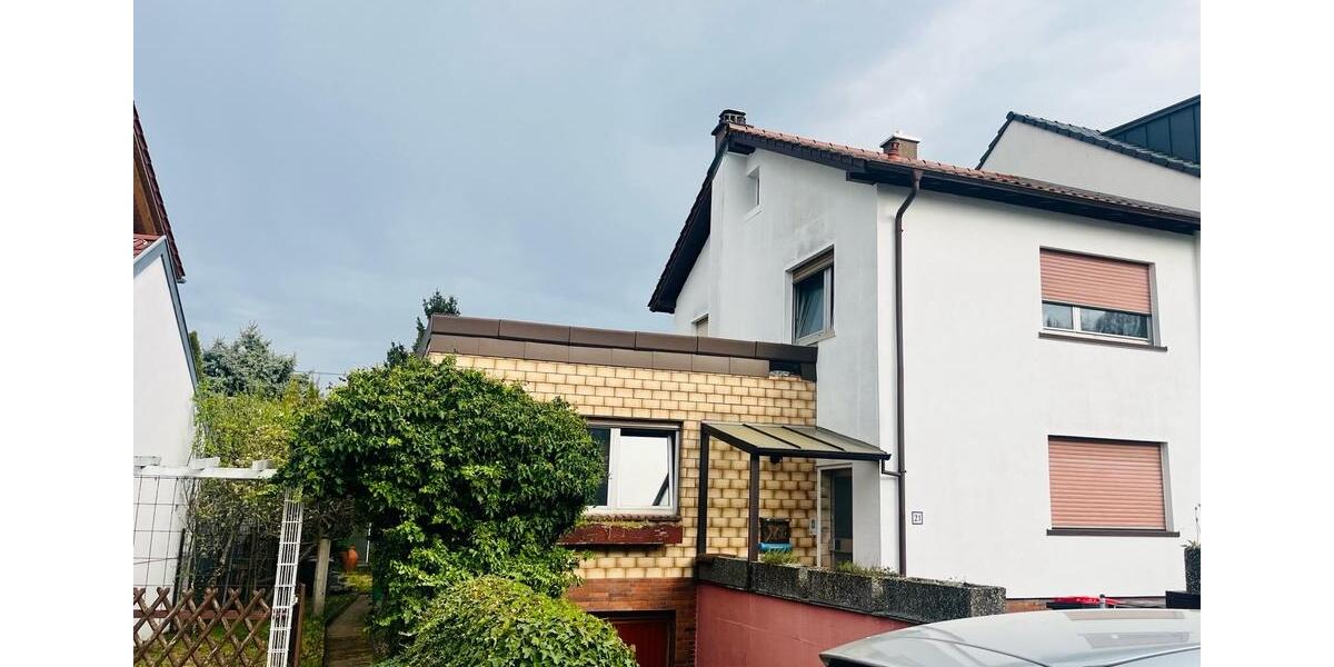 Reihenhaus Karlsruhe Hagsfeld - 5 Zimmer, 130 m&sup2;, 629.000&euro; | Angebot:26122785
