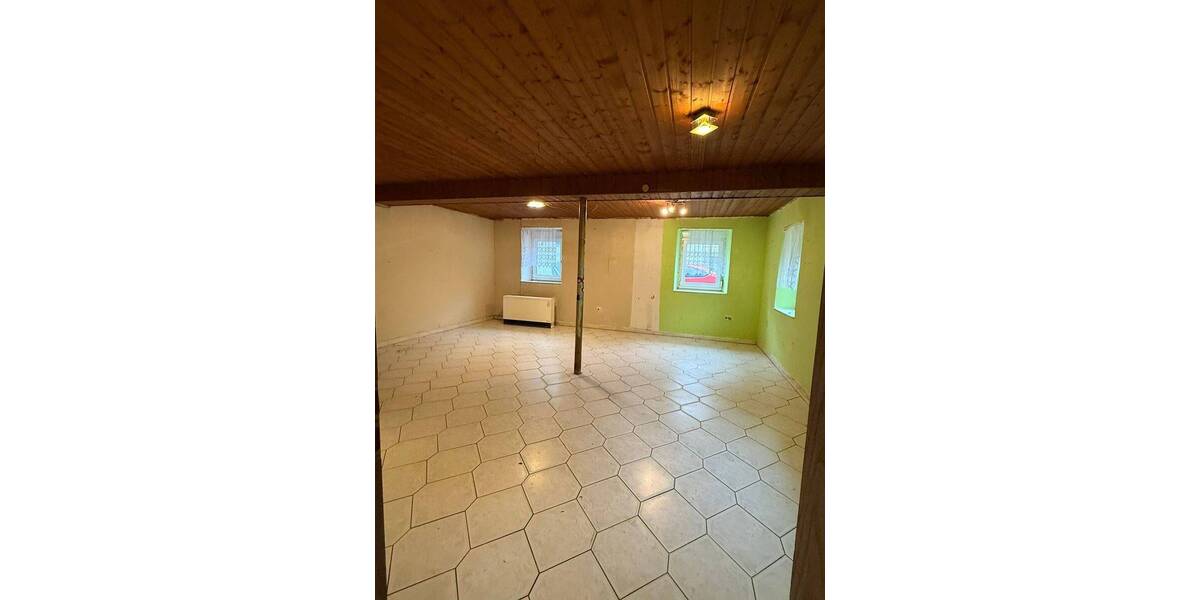 Etagenwohnung Oberderdingen-Flehingen Flehingen - 4 Zimmer, 92 m&sup2;, 79.000&euro; | Angebot:25748646