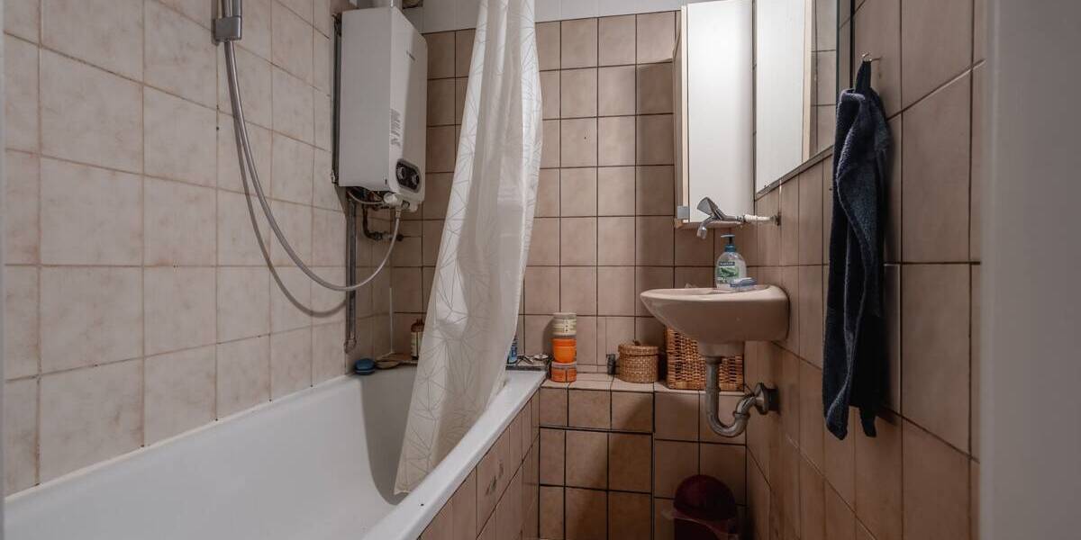 Etagenwohnung Karlsruhe Südstadt - 3 Zimmer, 70 m&sup2;, 245.000&euro; | Angebot:25929540