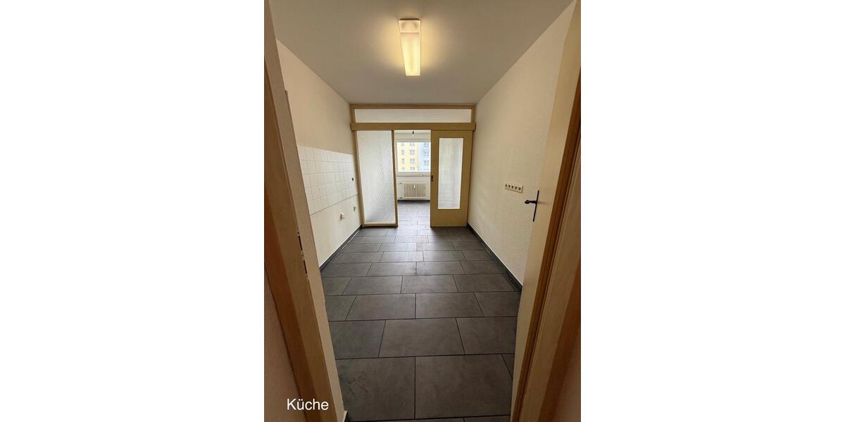 Etagenwohnung Pforzheim Eutingen - 3.5 Zimmer, 88 m&sup2;, 950&euro; | Angebot:25658013