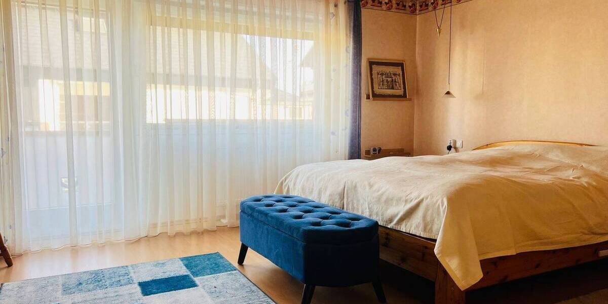 Einfamilienhaus Waghäusel Kirrlach - 7 Zimmer, 250 m&sup2;, 725.000&euro; | Angebot:25669529