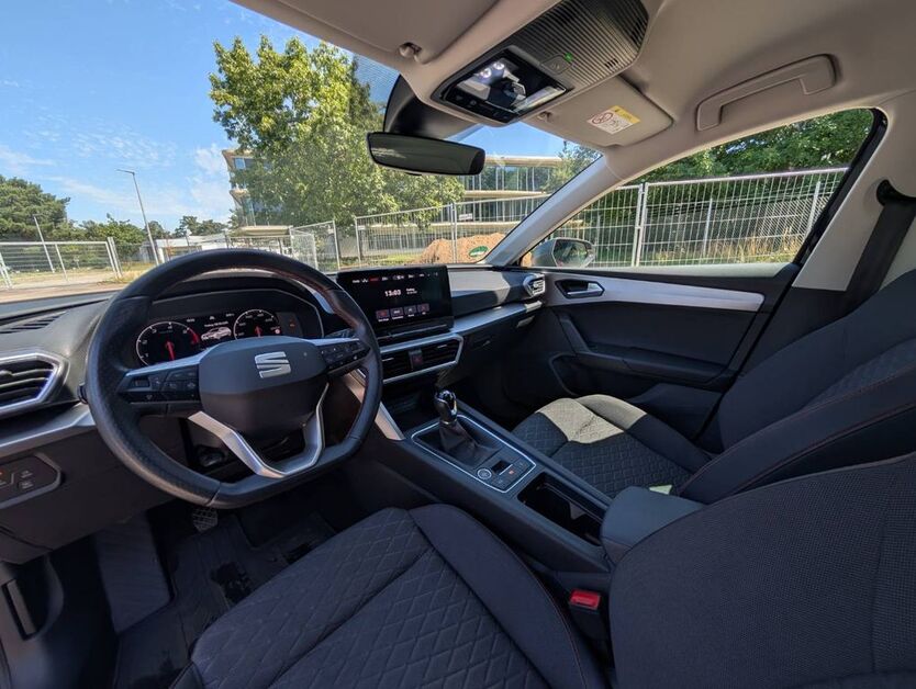 Seat Leon 28.000 km 22.700 € karlsruhe 76149