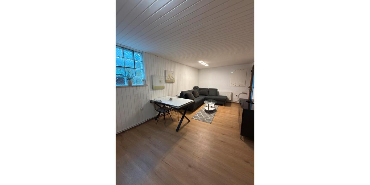 2 Zimmer Wohnung (nicht für Familie geeignet ) 2 zimmer