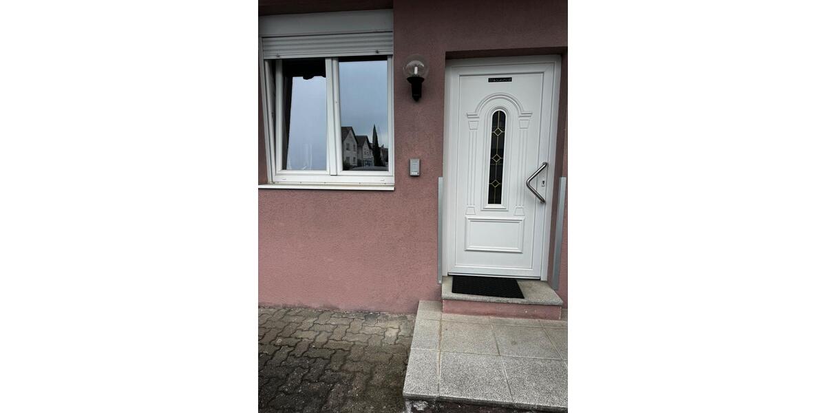 Erdgeschoßwohnung Stutensee - 3 Zimmer, 112 m&sup2;, 1.350&euro; | Angebot:26367605