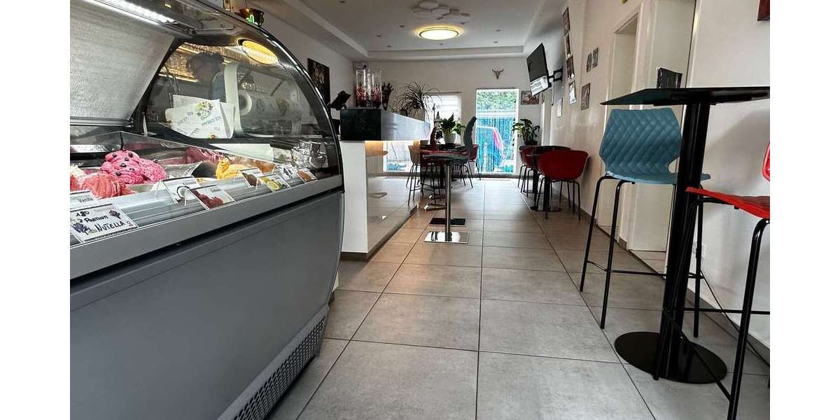 Eiscafé mit großer Terrasse in guter Lage zimmer