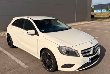 Mercedes-Benz A 180 195.000 km 8.449 &euro; Steinmauern 76479