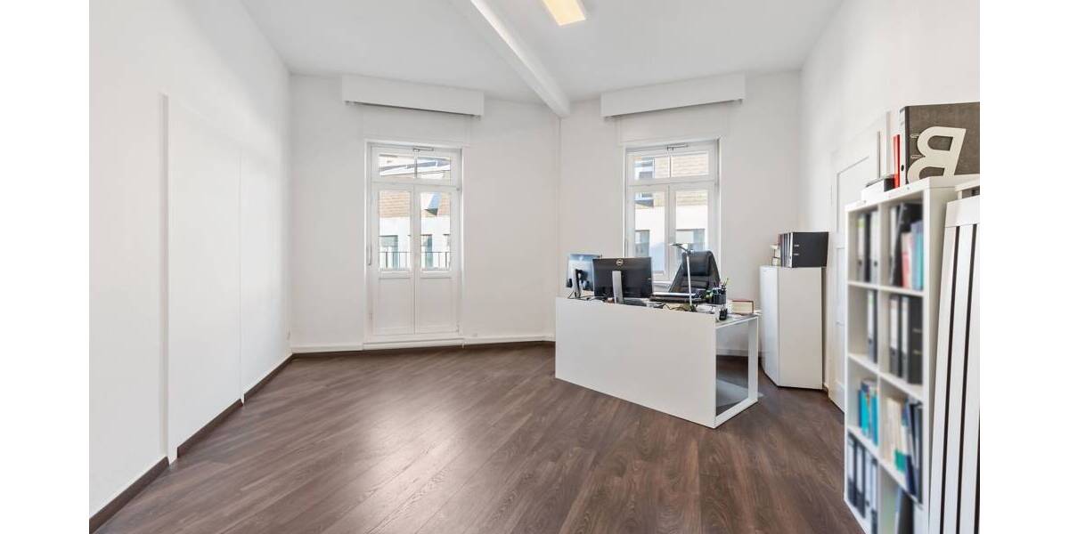 Gewerbeobjekt Karlsruhe Innenstadt-West - 5 Zimmer, 158 m&sup2;, 1.800&euro; | Angebot:25821002