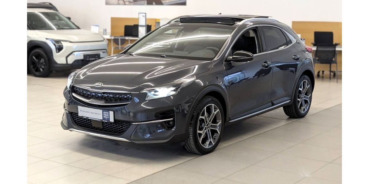 Kia XCeed 53.350 km 20.990 &euro; Landau 76829