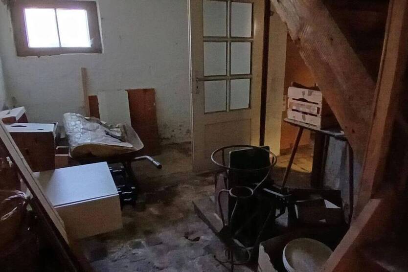 1-2 FAMILIENHAUS MIT POTENZIAL - OTTENHAUSEN