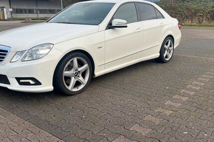 Mercedes-Benz E 220 260.000 km 8.500 &euro; Bad Herrenalb 76332
