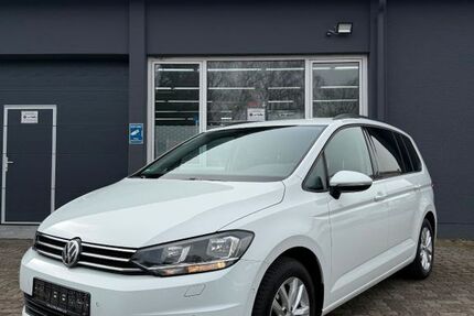 VW Touran 120.444 km 15.499 &euro; Eggenstein-Leopoldshafen 76344