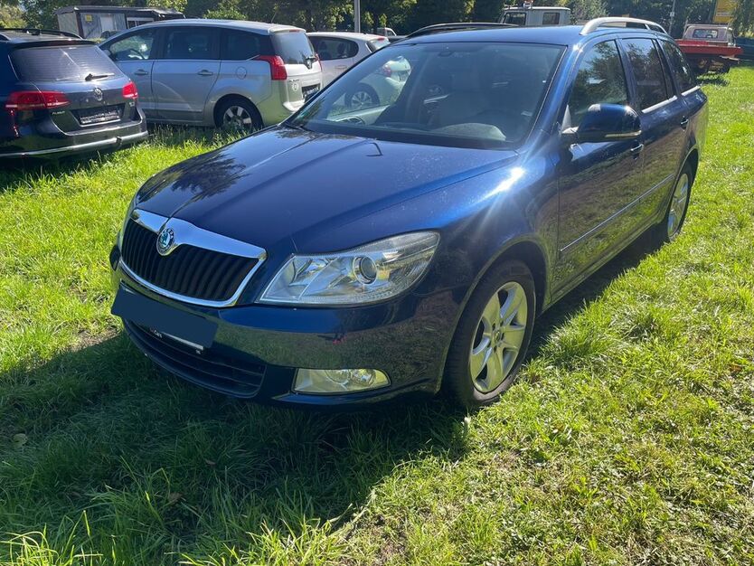 Skoda Octavia 238.000 km 4.200 € Muggensturm 76461