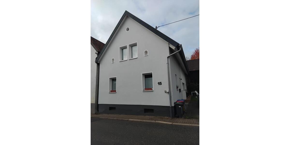 Kernsaniertes,charmantes Einfamilienhaus mit 7 Zimmern, Karlsruhe 7 zimmer