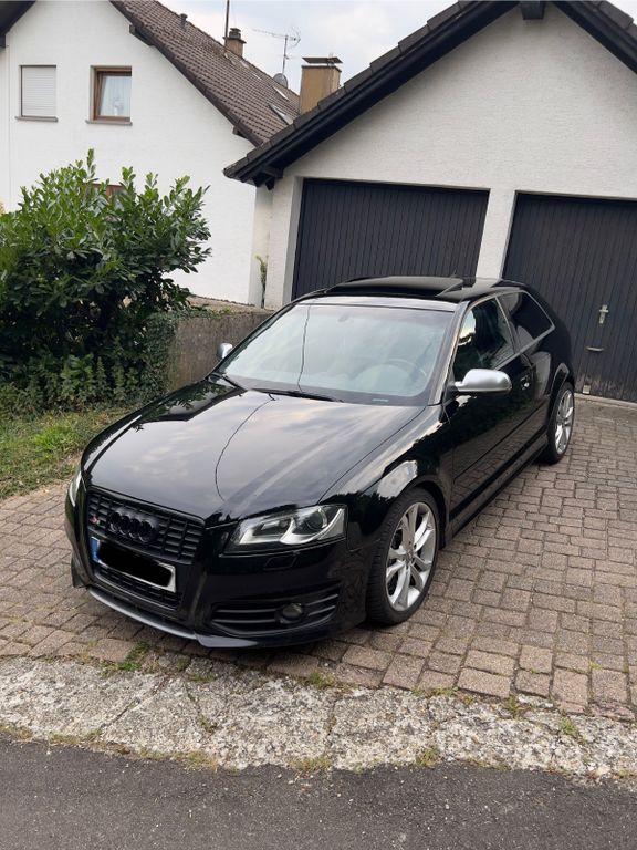 Audi S3 215.225 km 11.999 € Bad Herrenalb 76332