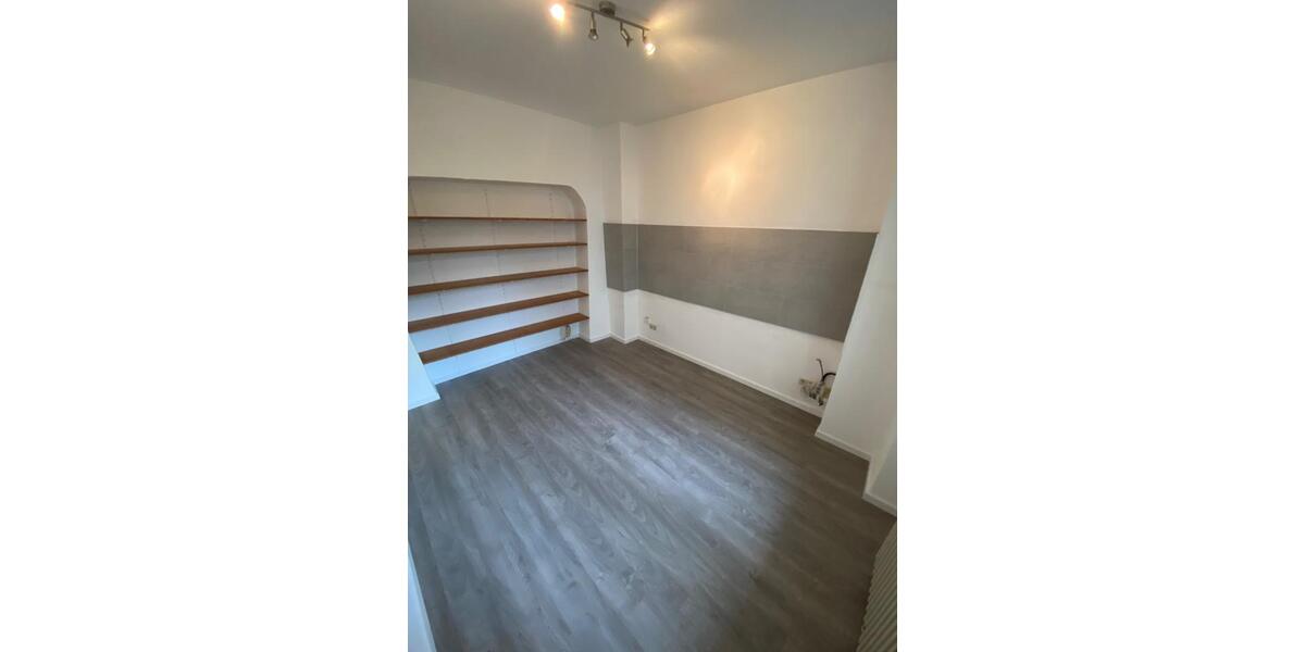 Erdgeschoßwohnung Pforzheim Weststadt - 2 Zimmer, 65 m&sup2;, 590&euro; | Angebot:25253396