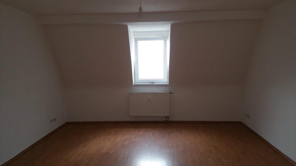 Etagenwohnung Remchingen - 3 Zimmer, 140 m&sup2;, 1.300&euro; | Angebot:24755107
