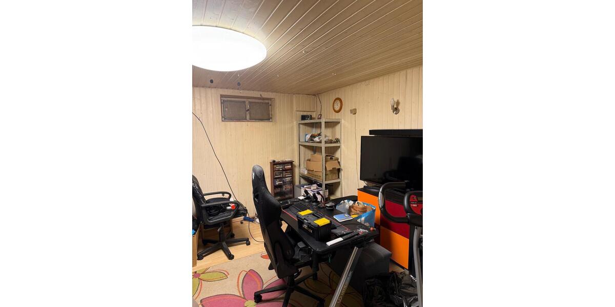 3-Zimmer Maisonette mit eigenem Eingang, Terrasse, Balkon und TG 3 zimmer