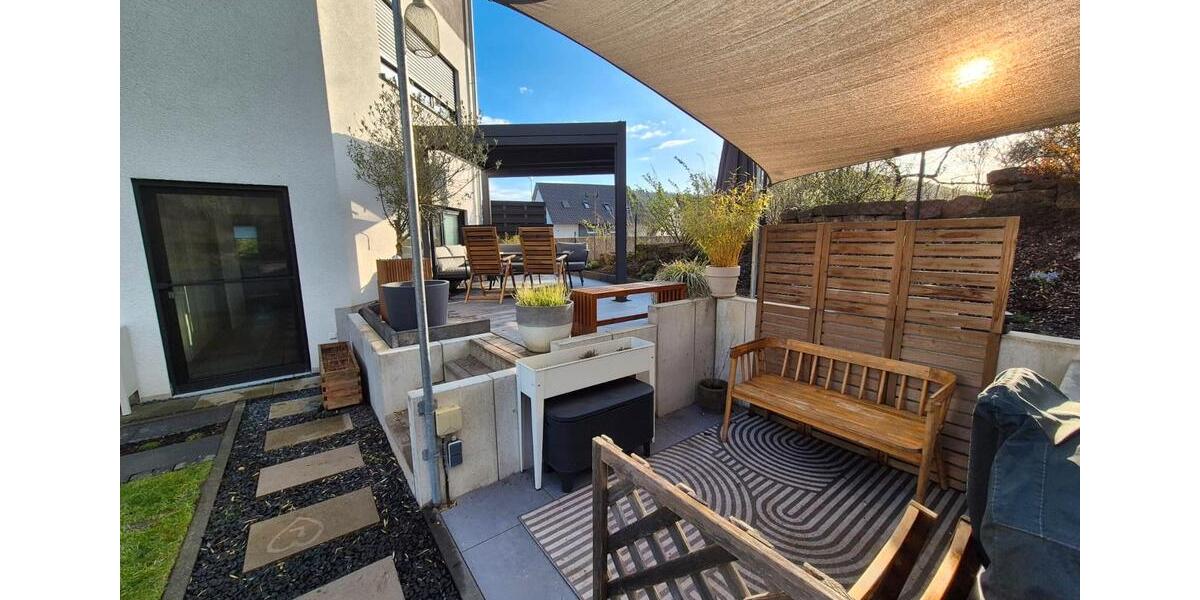 Erdgeschoßwohnung Pfinztal - 4 Zimmer, 122 m&sup2;, 619.000&euro; | Angebot:26121999