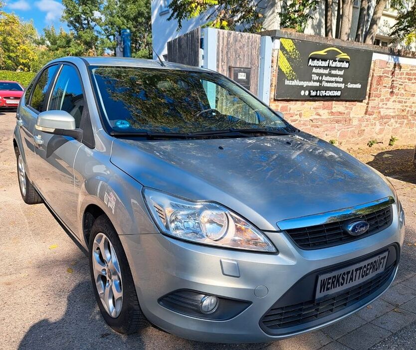 Ford Focus 105.700 km 4.399 € Karlsruhe 76131