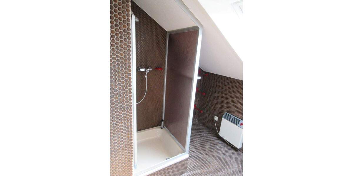 Etagenwohnung Pforzheim Südweststadt - 2 Zimmer, 70 m&sup2;, 755&euro; | Angebot:25745257