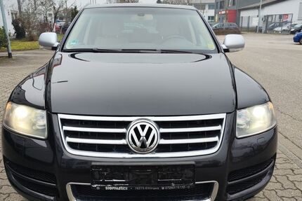 VW Touareg 272.000 km 4.990 &euro; Karlsruhe 76135