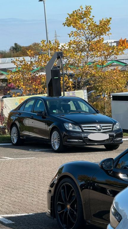 Mercedes-Benz C 250 146.500 km 11.800 € Pforzheim 75175