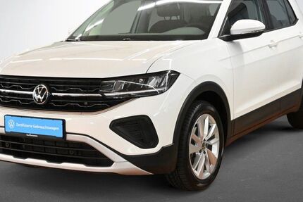 VW Touran 18.400 km 39.880 € Karlsruhe 76131