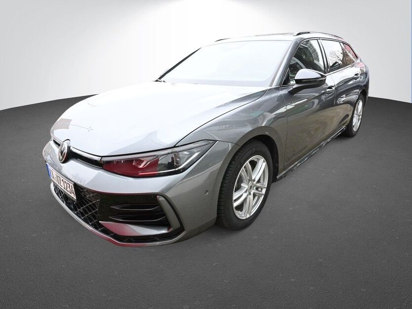 VW Passat 18.000 km 56.880 € Karlsruhe 76131