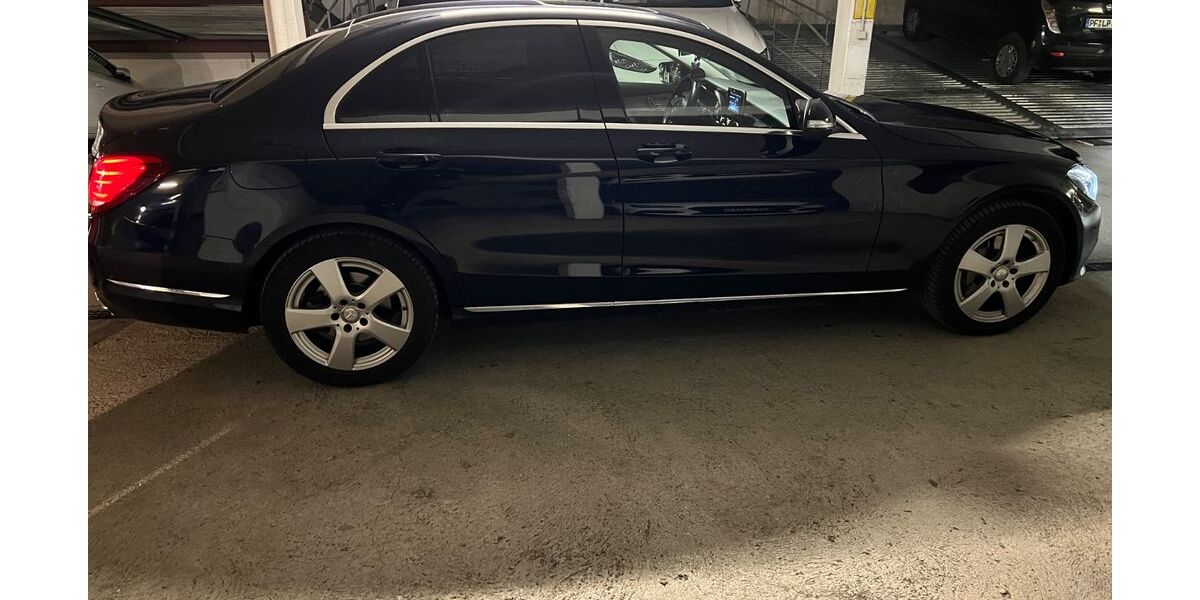 Mercedes-Benz C 250 113.000 km 18.499 &euro; Pforzheim 75173