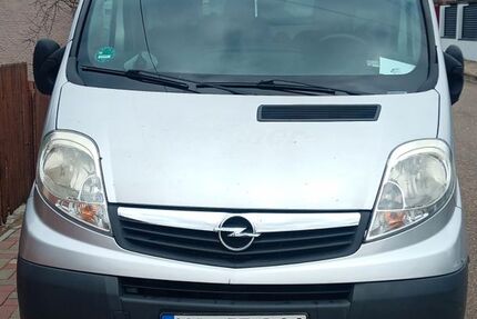 Opel Vivaro 168.500 km 5.200 &euro; Karlsruhe 76139