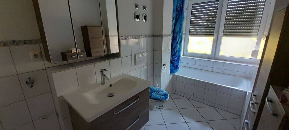 Charmante 3-Zimmer-Eigentumswohnung mit Balkon und Stellplatz in gepflegtem Mehrfamilienhaus