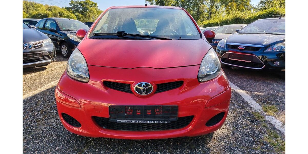 Toyota Aygo (X) 146.015 km 3.500 &euro; Karlsruhe 76137