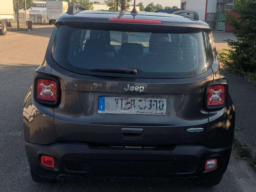 Jeep Renegade 51.000 km 15.950 € Baden-Baden 76534