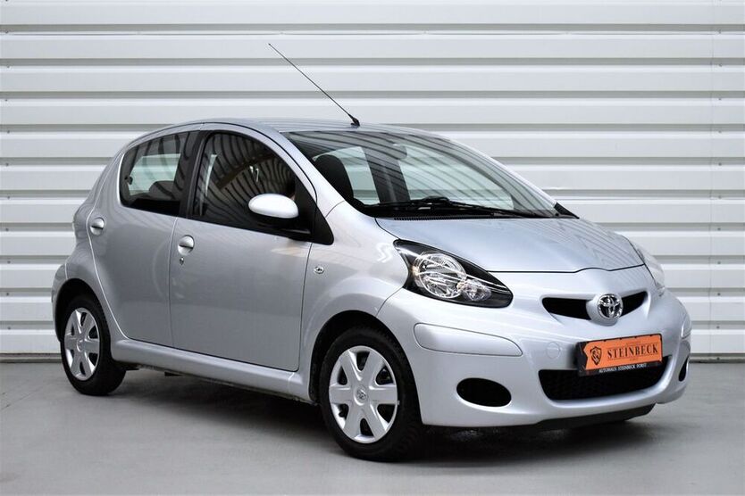 Aygo (X)