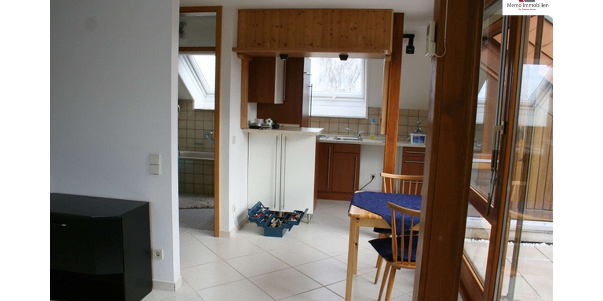 °°° MODERNE DACHGESCHOSSWOHNUNG MIT TERRASSE, TGL-BAD, EINBAUKÜCHE UND TIEFGARAGE °°° 1.5 zimmer