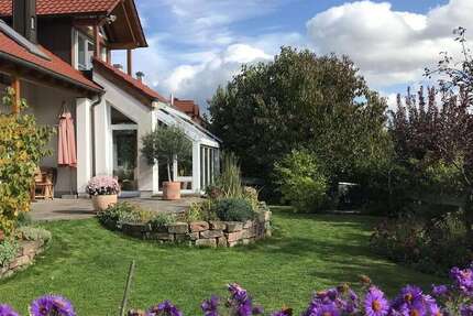 Haus zum Mieten in Landau 1.995 € 220 m²